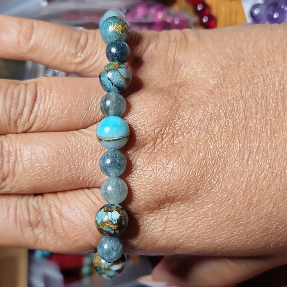 Elegant Blue Cloisonne and Genuine Aventurine Beaded Bracelet - Picture 3 of 3